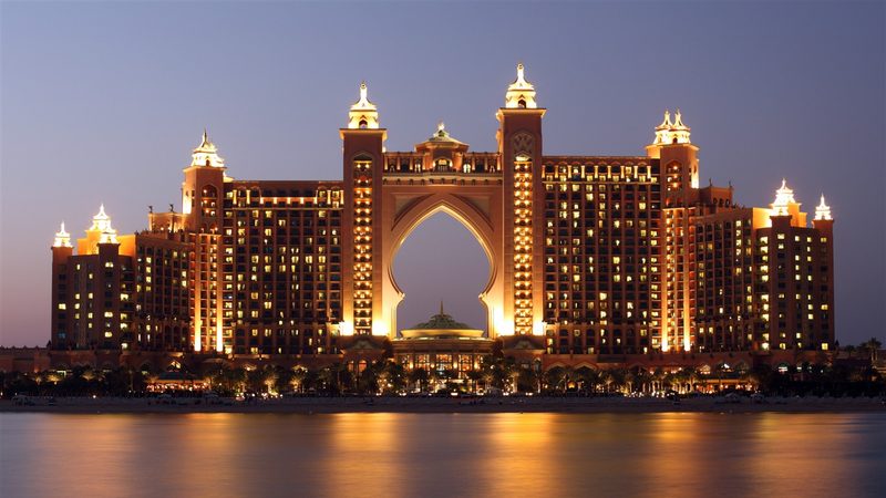 小标题：研学旅行的兴起背景